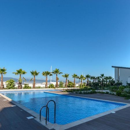 Luxury Modern Apartment With Exceptional Views! Hosted By Sweetstay Gibraltar Extérieur photo