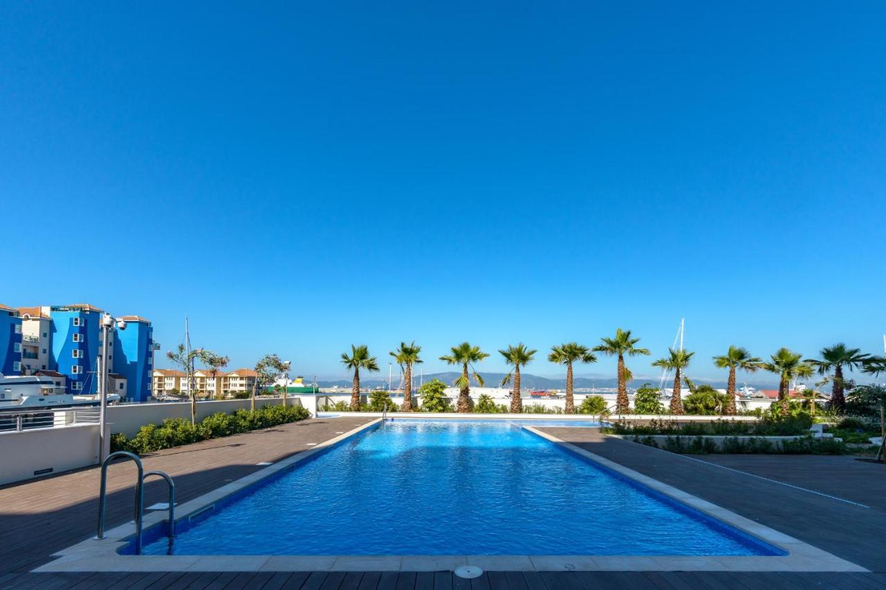 Luxury Modern Apartment With Exceptional Views! Hosted By Sweetstay Gibraltar Extérieur photo
