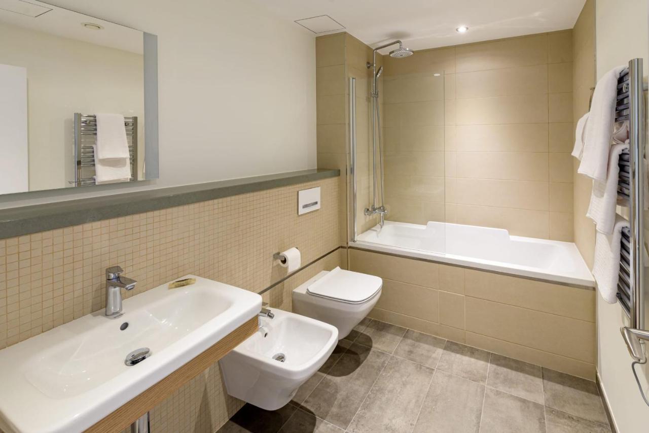 Luxury Modern Apartment With Exceptional Views! Hosted By Sweetstay Gibraltar Extérieur photo