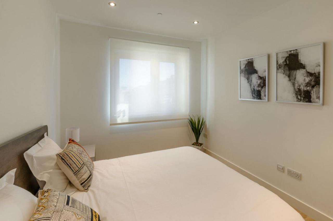 Luxury Modern Apartment With Exceptional Views! Hosted By Sweetstay Gibraltar Extérieur photo
