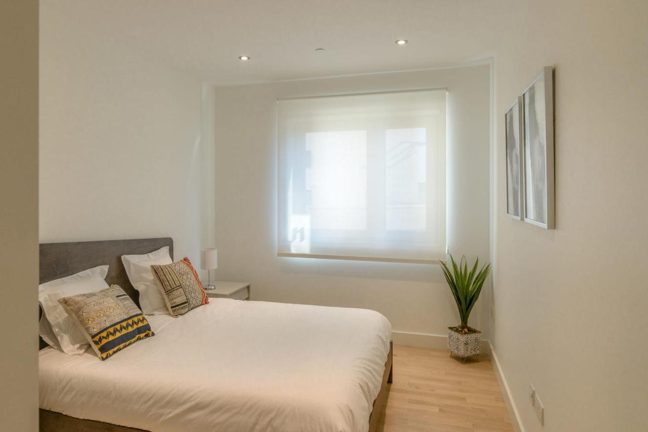 Luxury Modern Apartment With Exceptional Views! Hosted By Sweetstay Gibraltar Extérieur photo